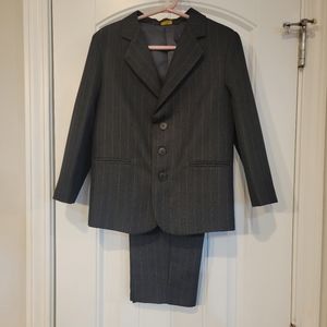 Boy's suit.